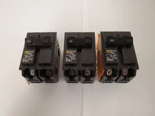 *Lot of 3* Square D Homeline 2-Pole Breakers - HOM215CP/HOM220CP/HOM230CP