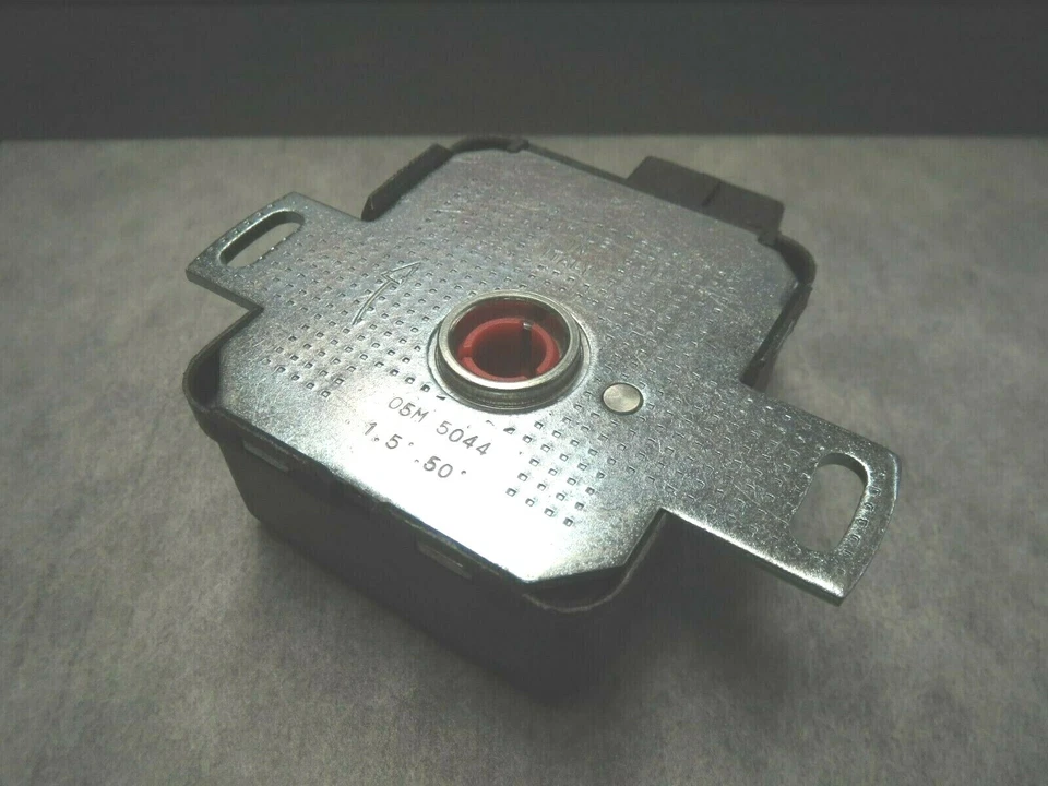 Sensor de posición del acelerador para Geo Toyota Suzuki Subaru Hecho en Italia ¡Envío rápido! Foto 3 de 4