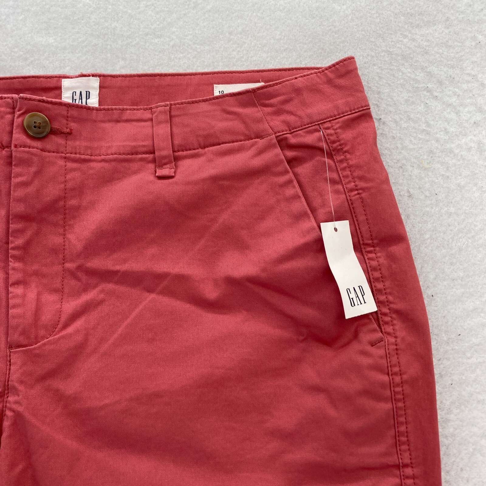 GAP Girlfriend Khaki Pants Women's 10 Red Stretch Fabric Mid Rise Slash