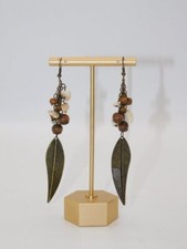 B891-VINTAGE PIERCED EARRINGS BOHO METAL FEATHER/LEAF EARTH TONE COLORS 4" DROP