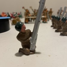 VERY NICE 1930s  BARCLAY #258 LEAD DIME STORE G.I. SOLDIER ANTI-AIRCRAFT GUNNER