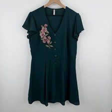 Xhilaration Fit & Flare Dress Womens L Green Floral Embroidered Flutter Sleeve