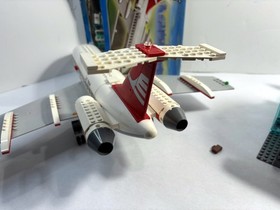 LEGO City: Airport 7894 (2006) Retired.