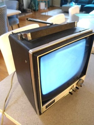 Vintage 9