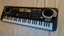 MQ-6106 61-Key Electronic Keyboard Black Built-in Speaker Medium Size