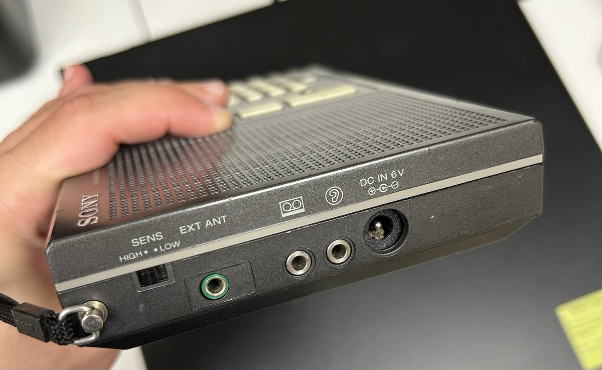 【海外対応】SONY ICF-7600D ラジオ （中古） ICF-7600D｜SONY ソニー ICF-7600D FM/LW/MW/SW PLL SYNTHESIZED