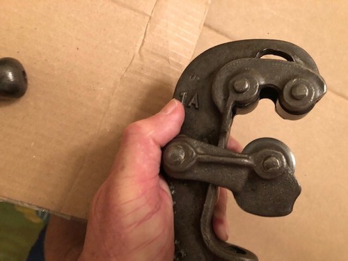 Pipe Cutter by AMERICAN No. 1A Cuts up to 1 1/2" Diameter Pipe IN2101 - Picture 12 of 12