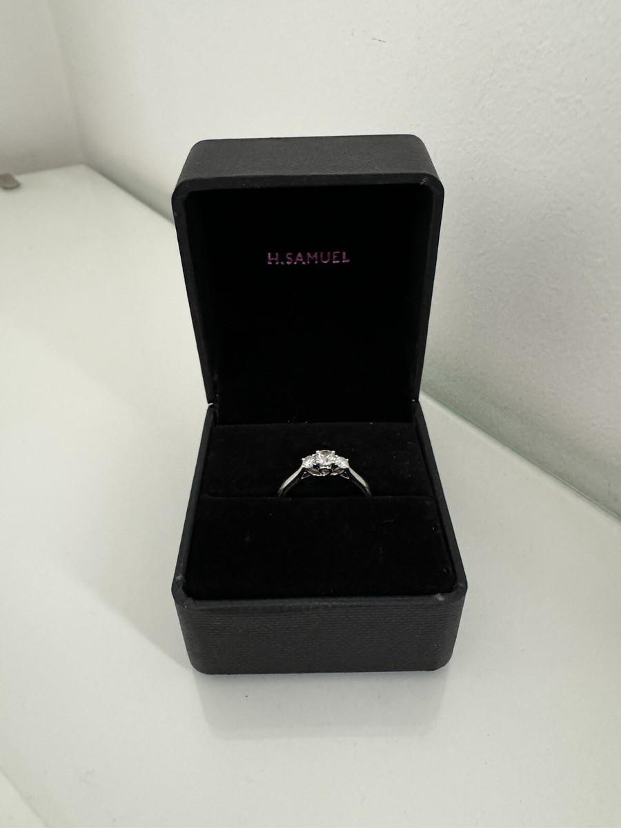 h samuel 9ct white gold diamond ring UK