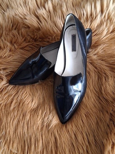 Women VIC Heels Black Leather 37