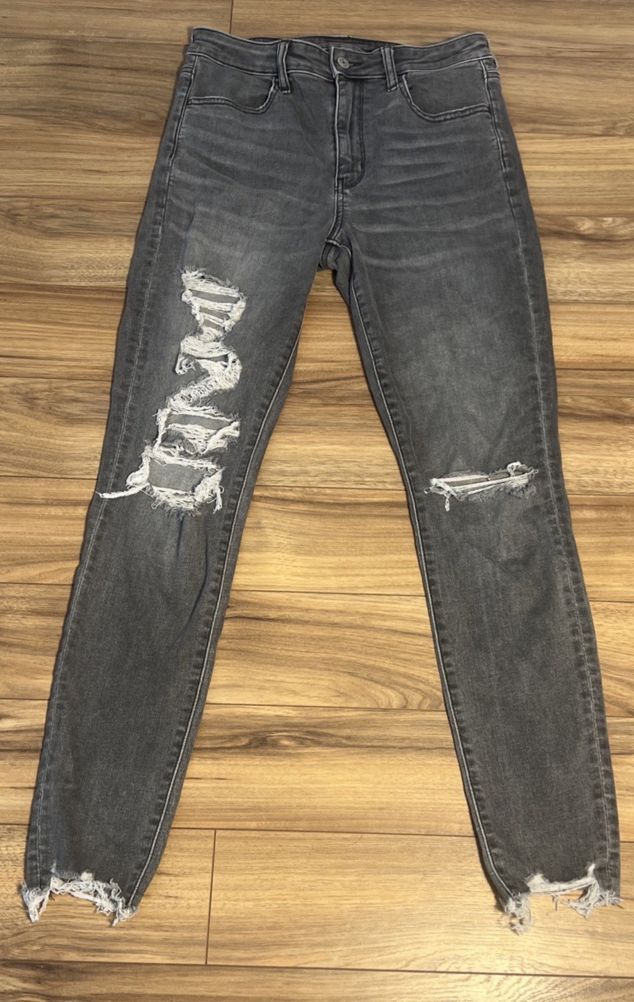 American Eagle Jeans Women's Size 8 Gray Next Level Stretch Distressed Pockets
