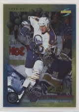 1994-95 Score Gold Line Brad May #104 0t5