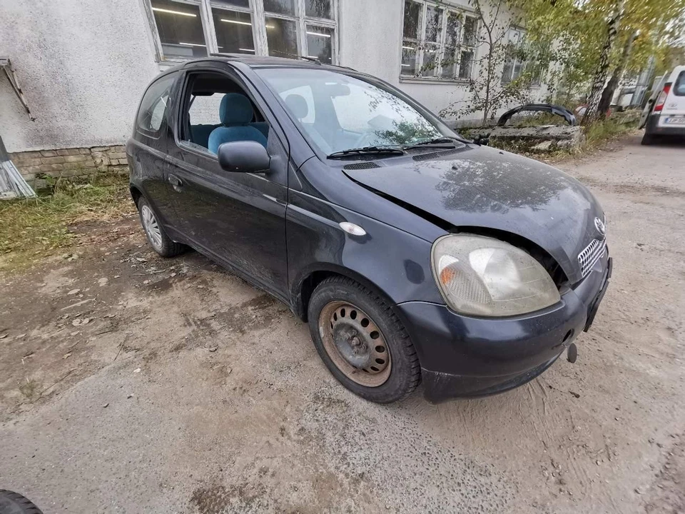 Toyota Yaris 1999 Autoradio 8612052030, 86120-52030 #2580844-47 - Bild 4 von 4