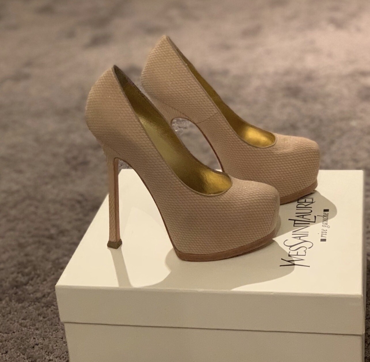 SAINT LAURENT Pompa YSL Tribtoo 105 taglia 35 con scatola