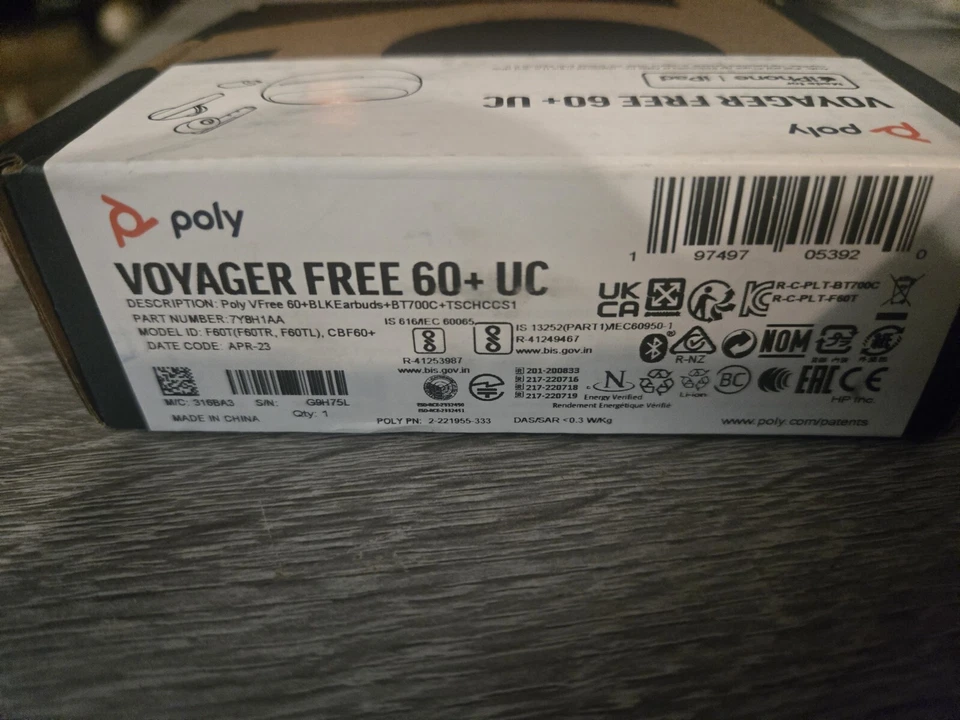 POLY Voyager Free 60+ UC Black Earbuds +BT700C dongle +Touchscreen Charge Case C - Image 4 of 4