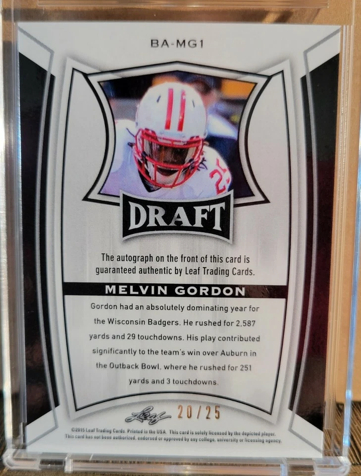 2015 Leaf Metal Draft Melvin Gordan Prismatic BLUE Auto Rookie SSP /25 RC - Image 2 of 2