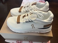 Brand New Never Used Cloudnova 2 shoes Size 8