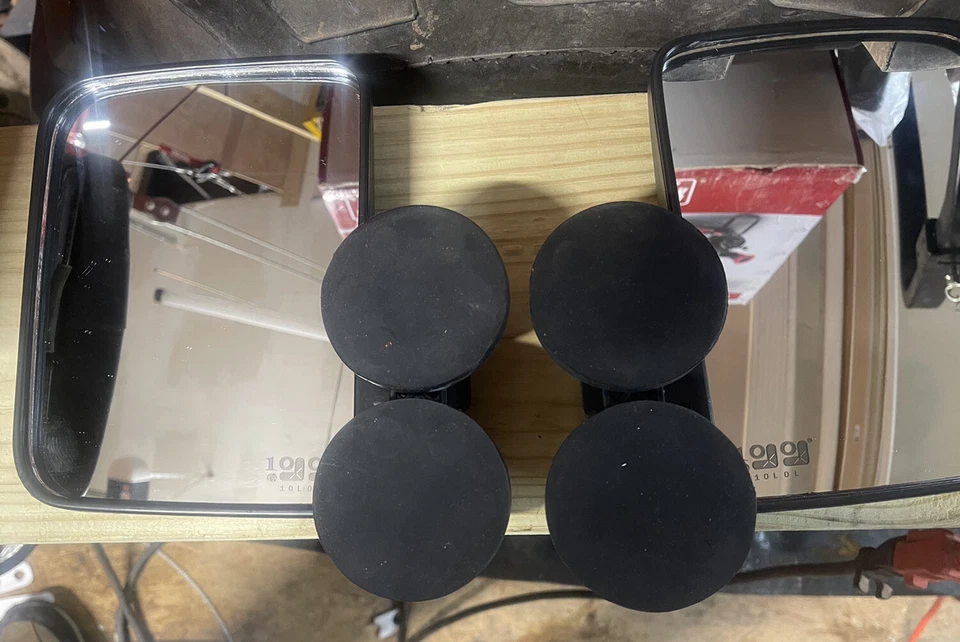 PAR DE ESPELHOS MAGNÉTICOS REVESTIDOS DE BORRACHA EXTRATOR/SKID STEERE KUBOTA JOHN DEERE - Imagem 3 de 4