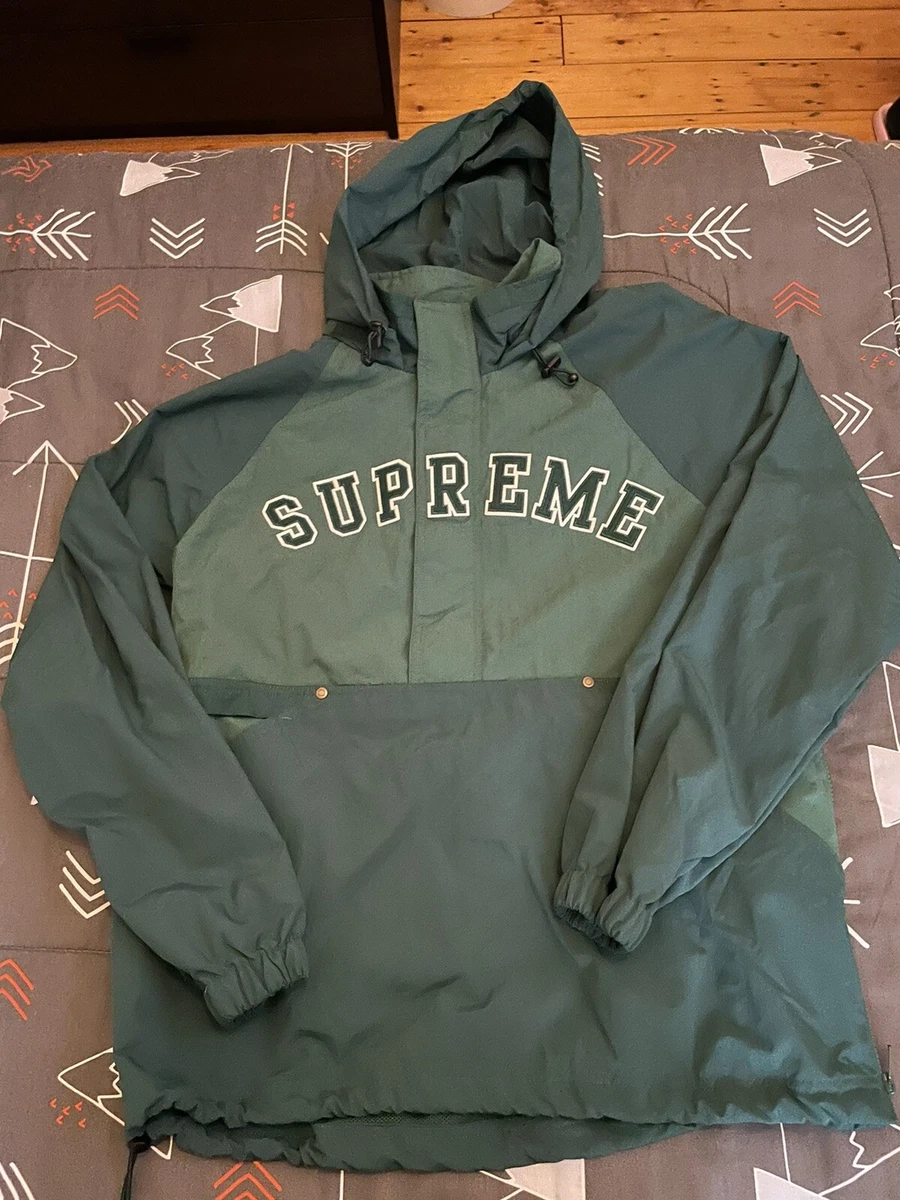 Supreme court half zip sale