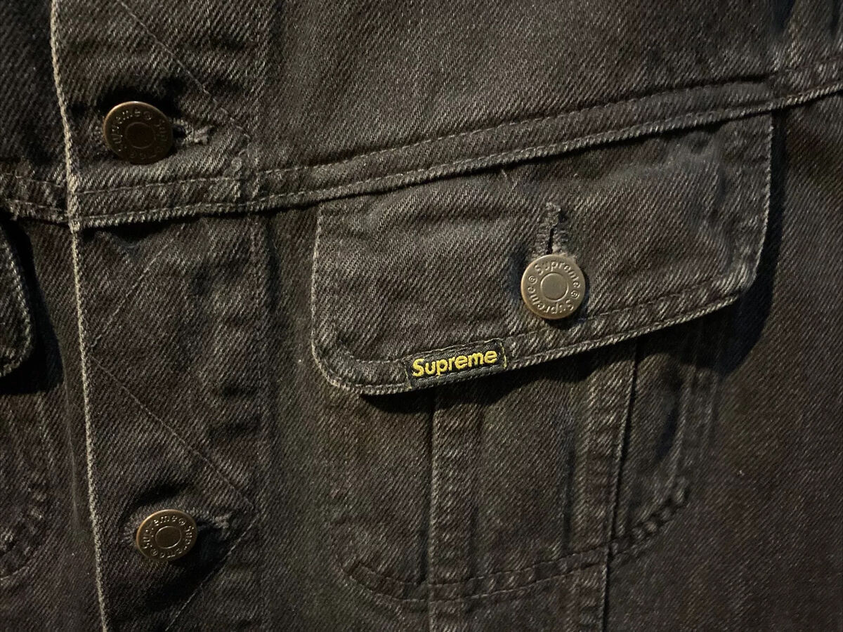 Supreme x Playboy Denim Jacket Black Size Medium S/S 2014 | eBay Supreme x Playboy Denim Jacket Black Size Medium S/S 2014 | eBay