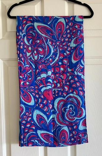 LILLY PULITZER BREWSTER BLUE REEL ME IN RILEY INFINITY LOOP SCARF PRINTED - Picture 2 of 3