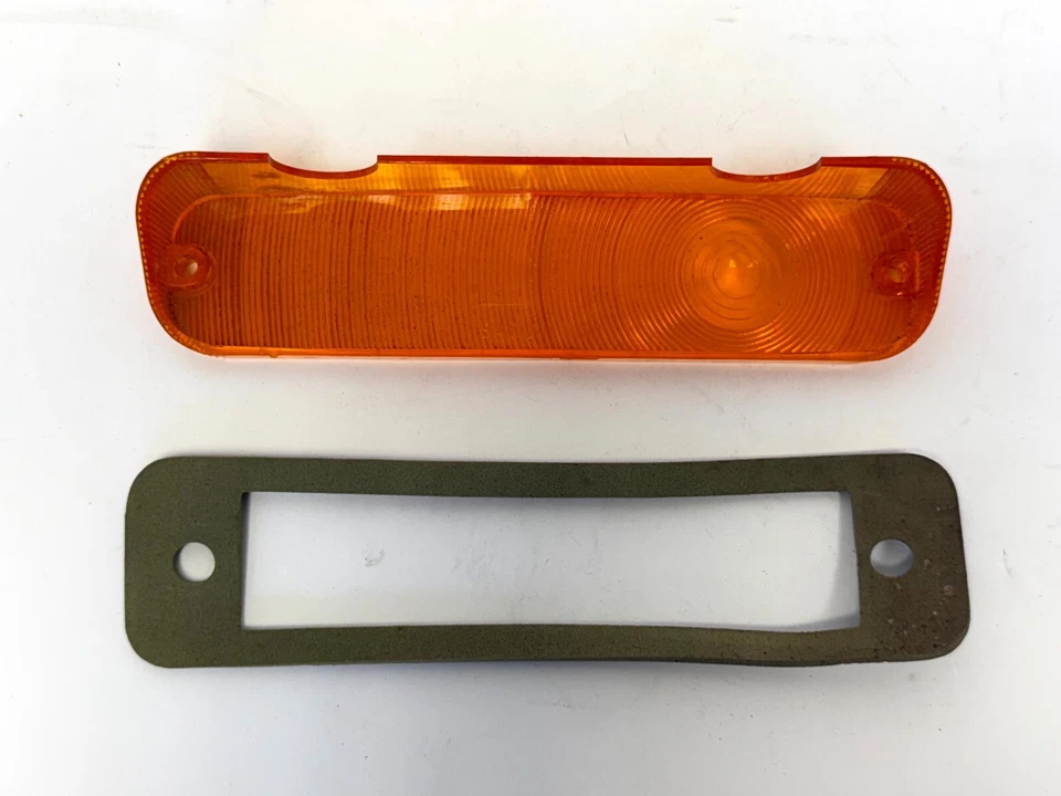 Lente de luz de estacionamiento derecha Chrysler New Yorker Dodge 880 1963-1964 2448270 Nuevo de Lote Antiguo Foto 3 de 4