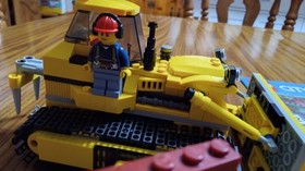 LEGO CITY: Bulldozer (60074)