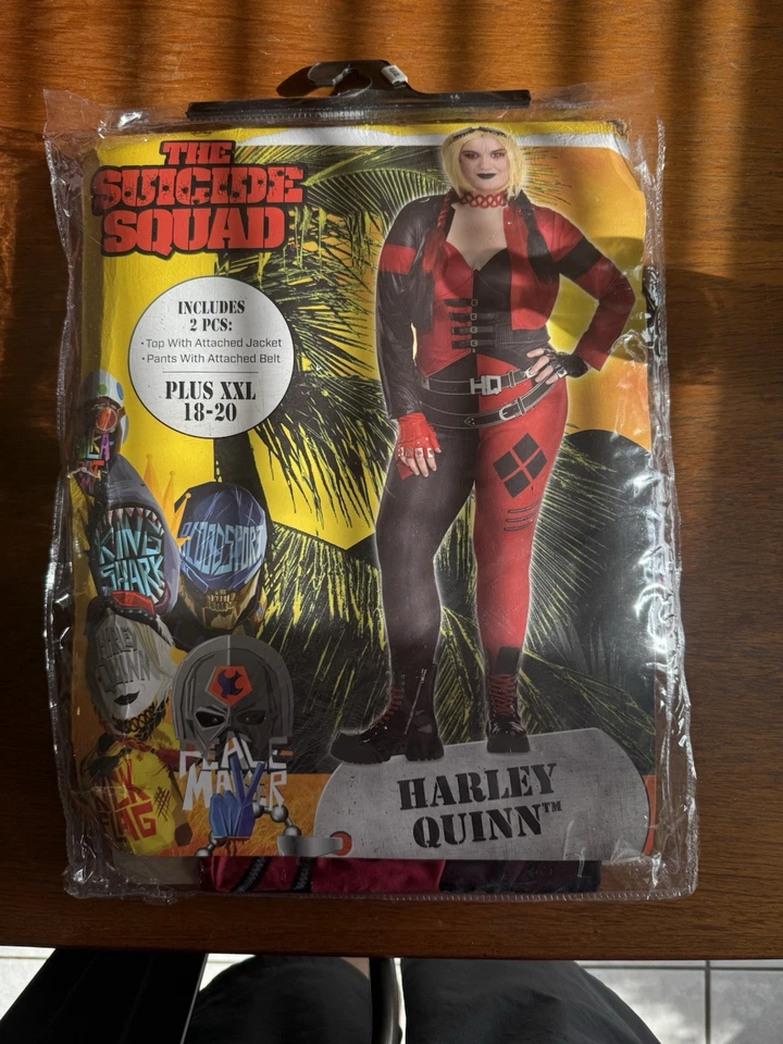 Harley Quinn The Suicide Squad Women’s  2 Piece Costume Size Plus-XXL (18-20) - Image 2 of 4