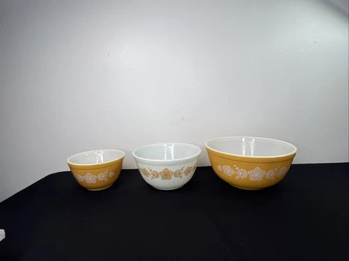Set Of3 Pyrex Vintage Butterfly Gold &white Cinderella Nesting Bowl  401 402 403