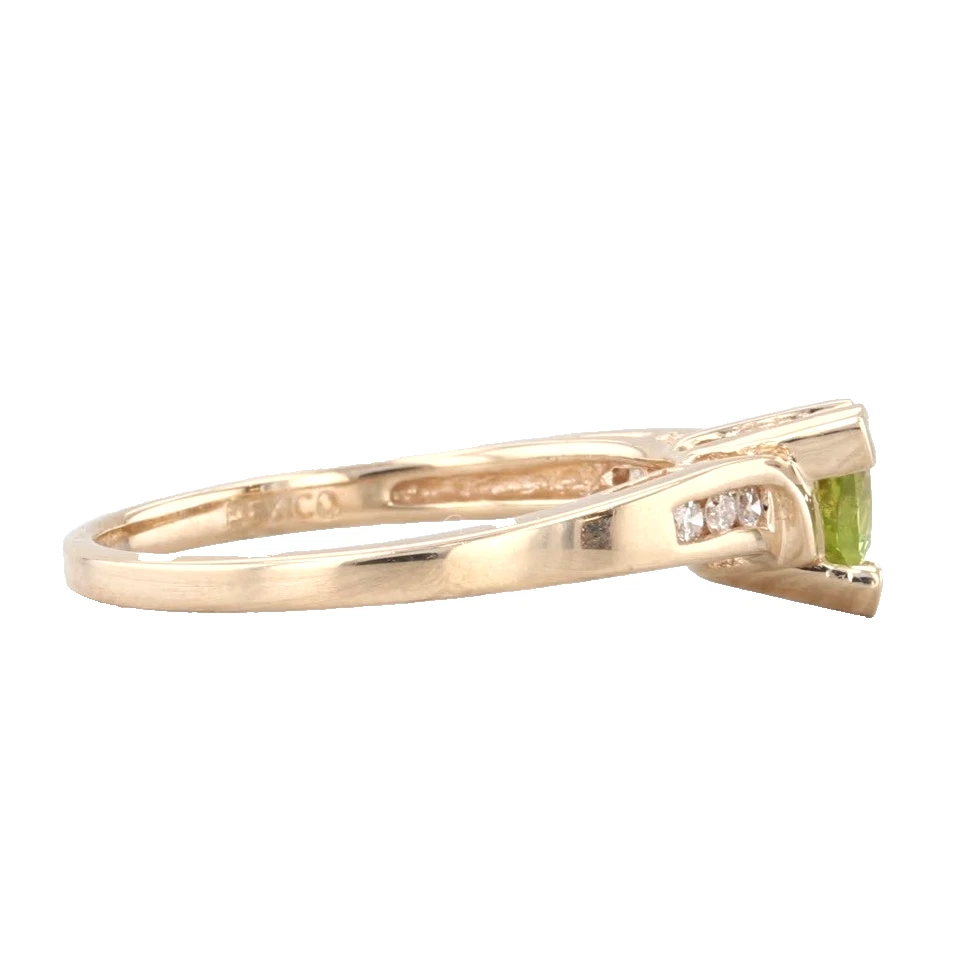 Vintage 14k Yellow Gold Trillion Cut Peridot and Diamonds Engagement Dainty Ring - Image 2 of 4