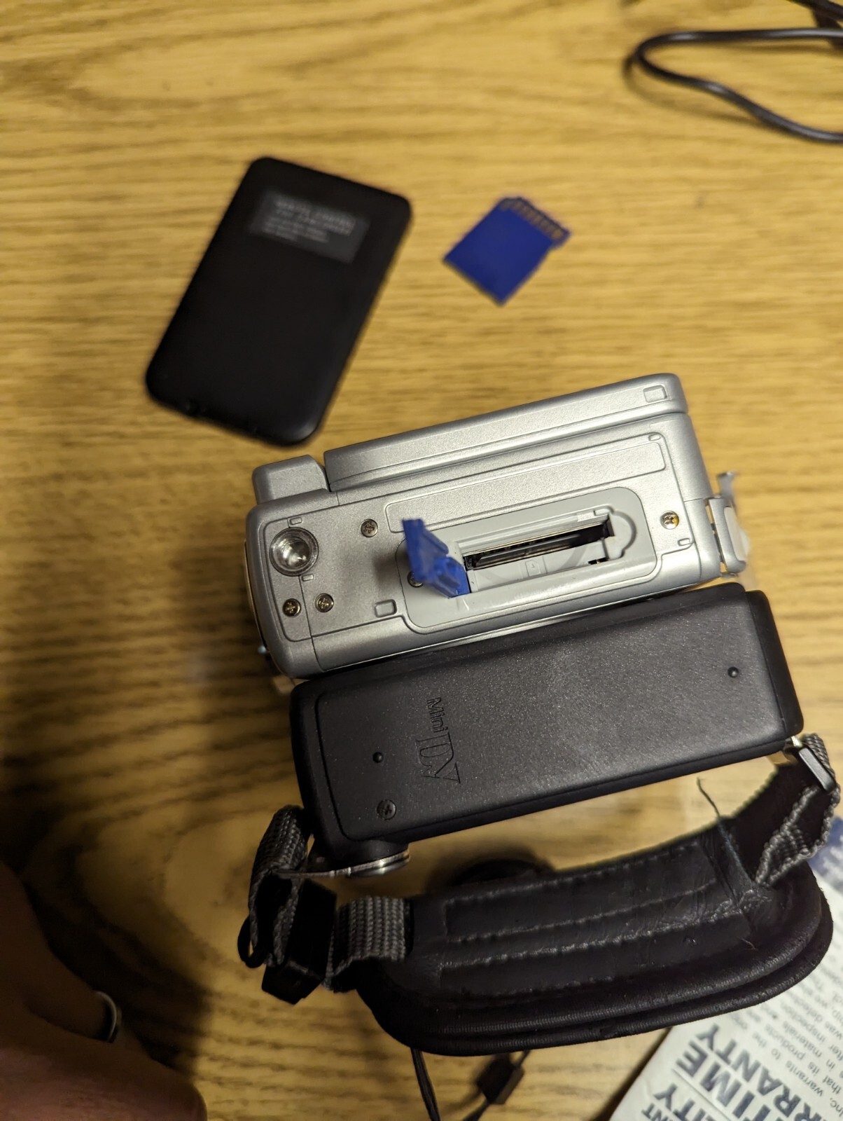 Sharp Viewcam Z VLZ5 Mini DV Camcorder Tested And Working W/ Case And Charge eBay