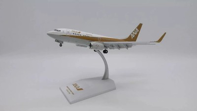 JC Wings EW2737001A 1:200 Boeing 737-700 ANA Pink Ribbon Flugzeug