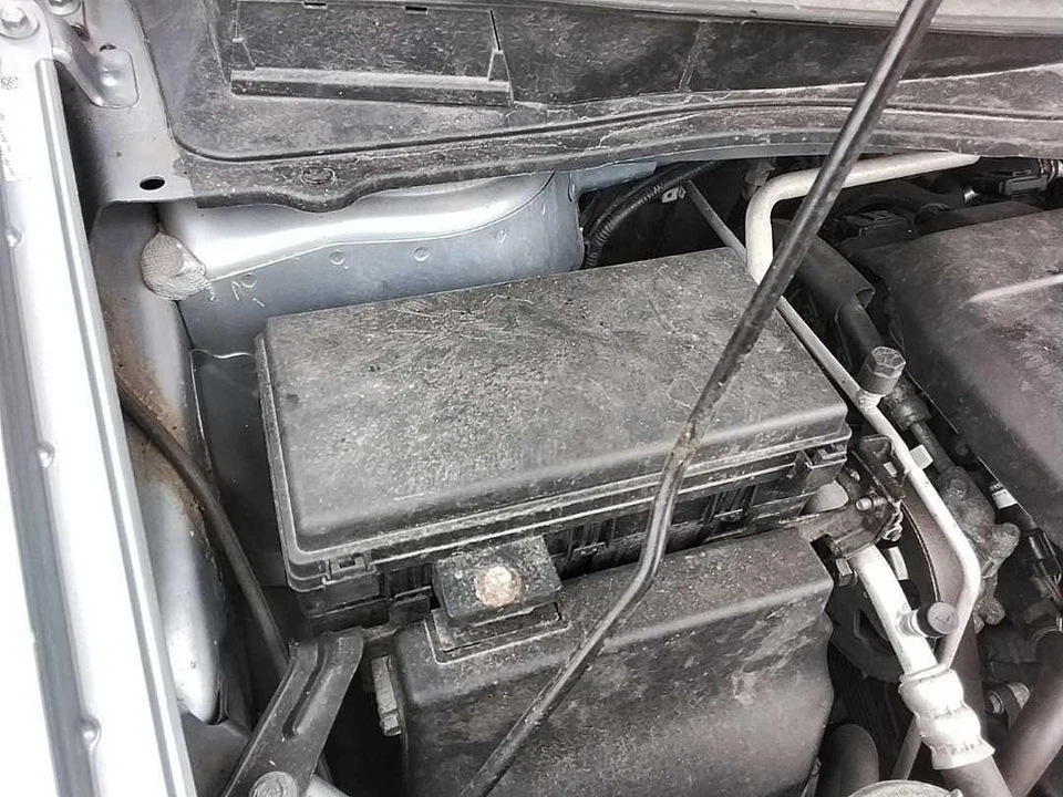 Used Fuse Box Engine fits: 2013 Honda Odyssey engine compartment EX Grade A Foto 2 de 4