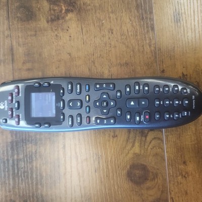 Logitech Harmony 700 Remote Control- 8 Device Programmable Universal (Tested)