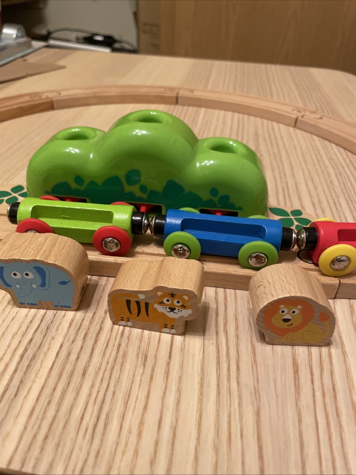 Hape Wooden Track And Cars 15 Piece