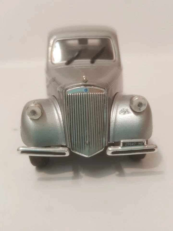 Lancia Ardea IV Serie Norev 1/43 Grigio - Immagine 3 di 4