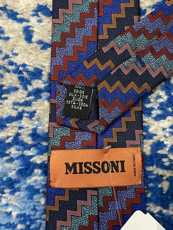 NEW Missoni Bias Sawtooth Red Copper Aqua Blue Pink Navy Lavender Slim Necktie  - Image 4 of 4