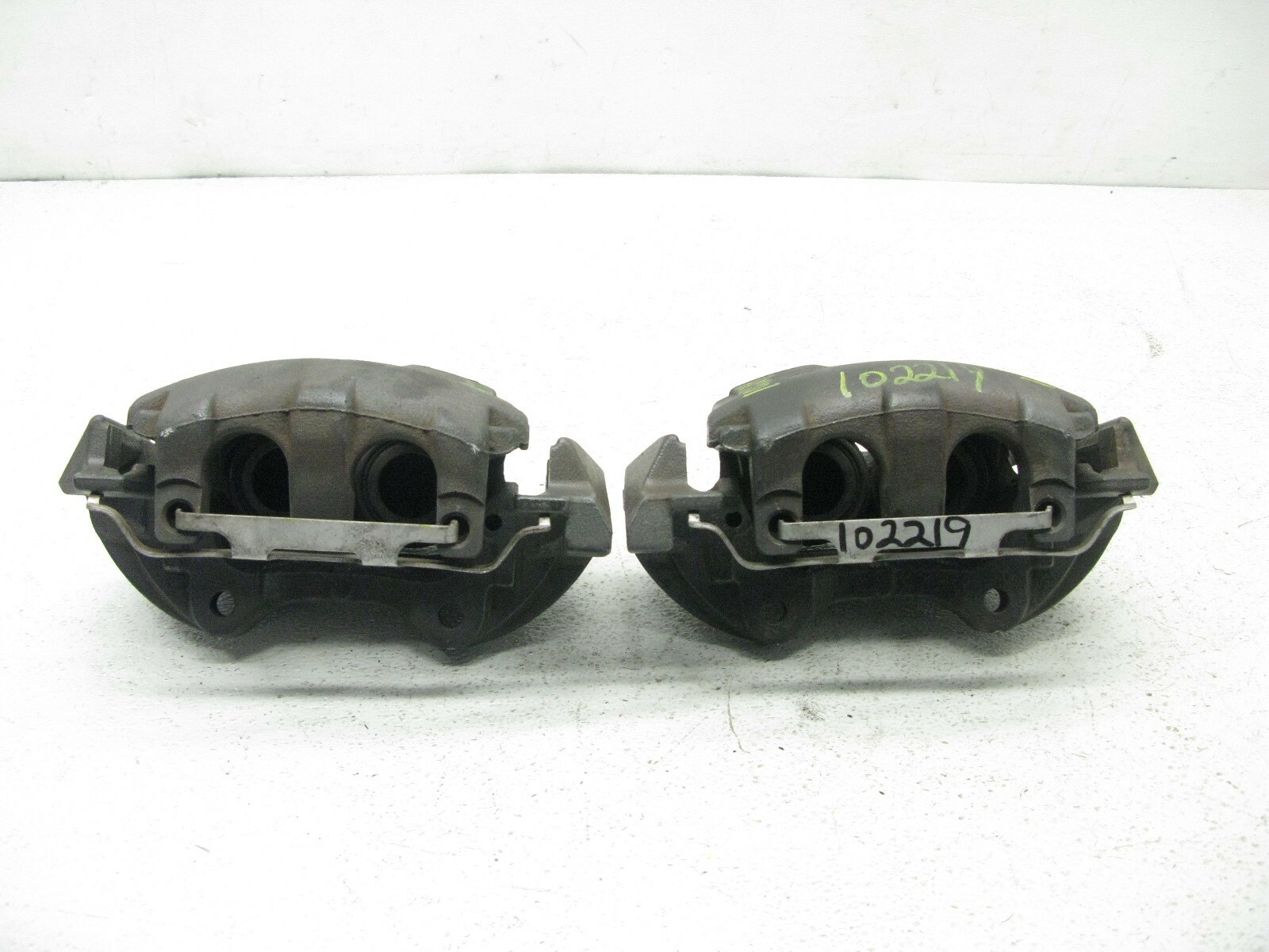 07-13 MERCEDES W251 R350 GL550 ML550 FRONT LEFT RIGHT BRAKE CALIPER PAIR SET 102