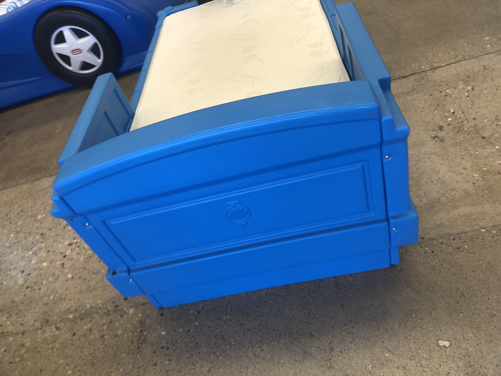 thomas the train bed frame