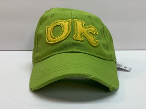ماديسون الغريب مضيفة oozma kappa cap 