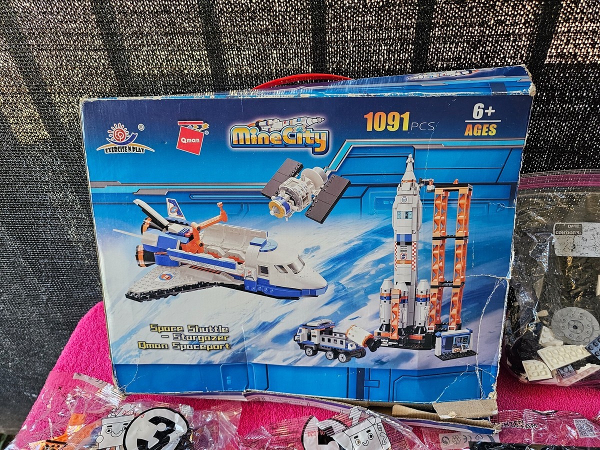 Qman MineCity City Space Shuttle Rocket And Launch Center Building