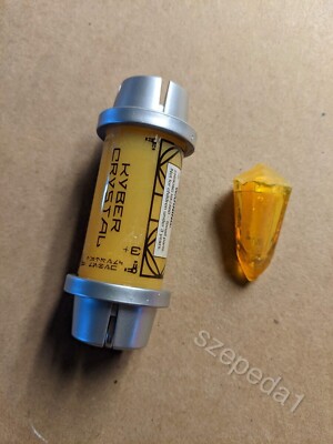 Disney Star Wars Galaxy's Edge Yellow Kyber Crystal MAZ KANATA voice