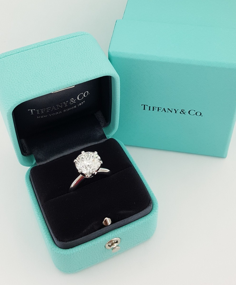Tiffany & Co Round Diamond Platinum Solitaire Engagement Ring 4.49