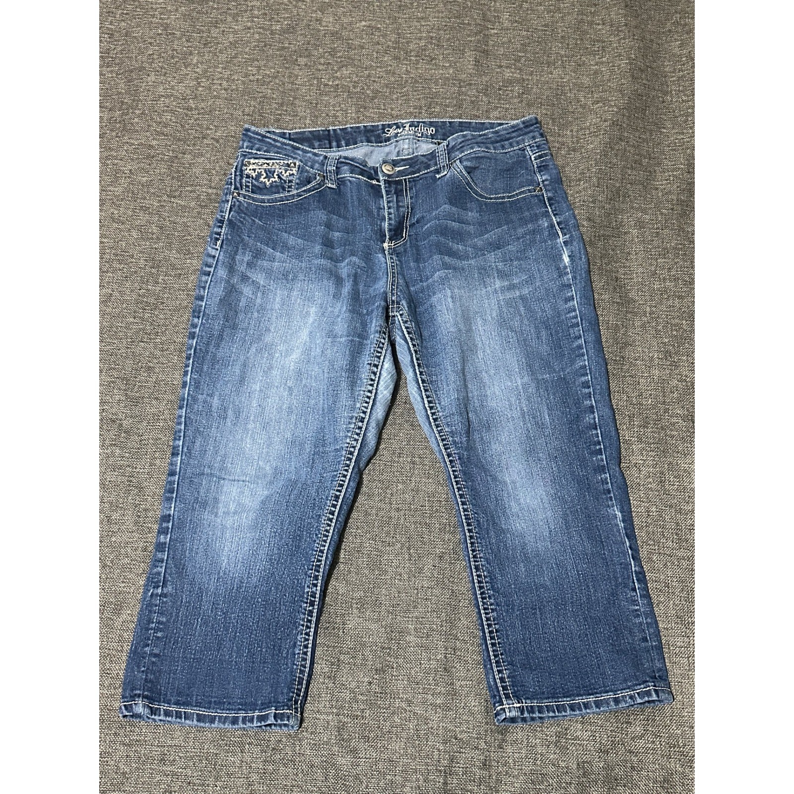 Love Indigo Women's 16 Capri Jeans Embroidered Pockets Blue Denim