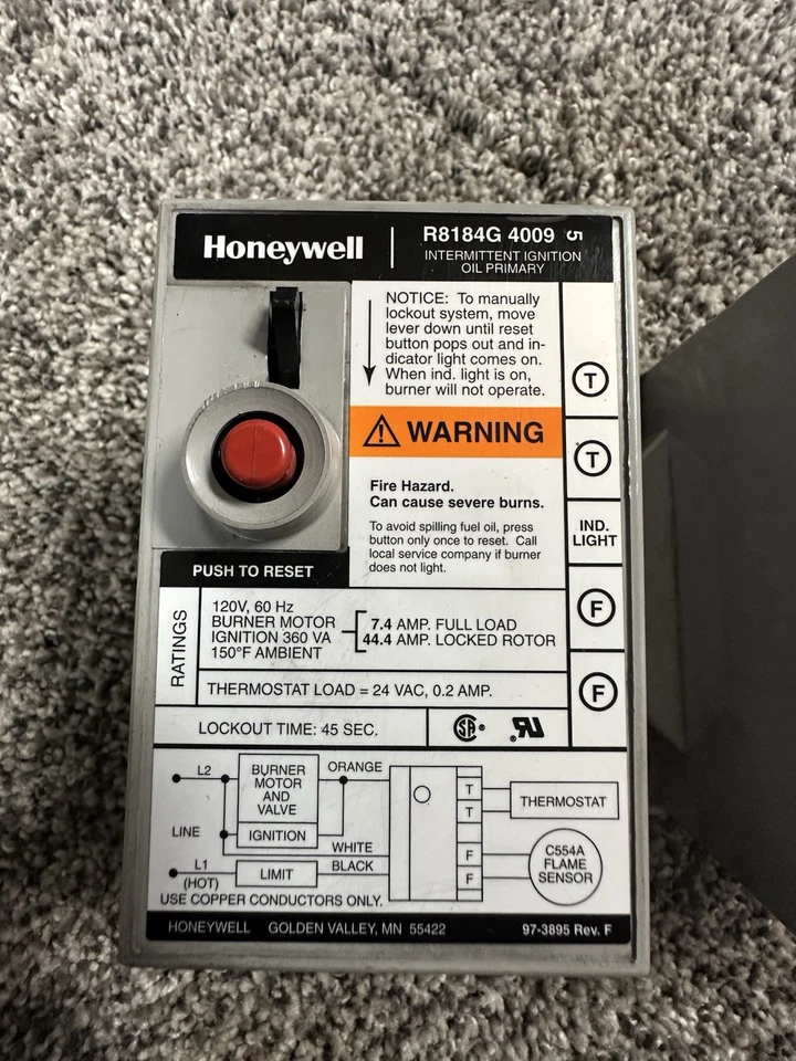 Controle internacional de queimador de óleo Honeywell R8184G4009 - Imagem 3 de 4