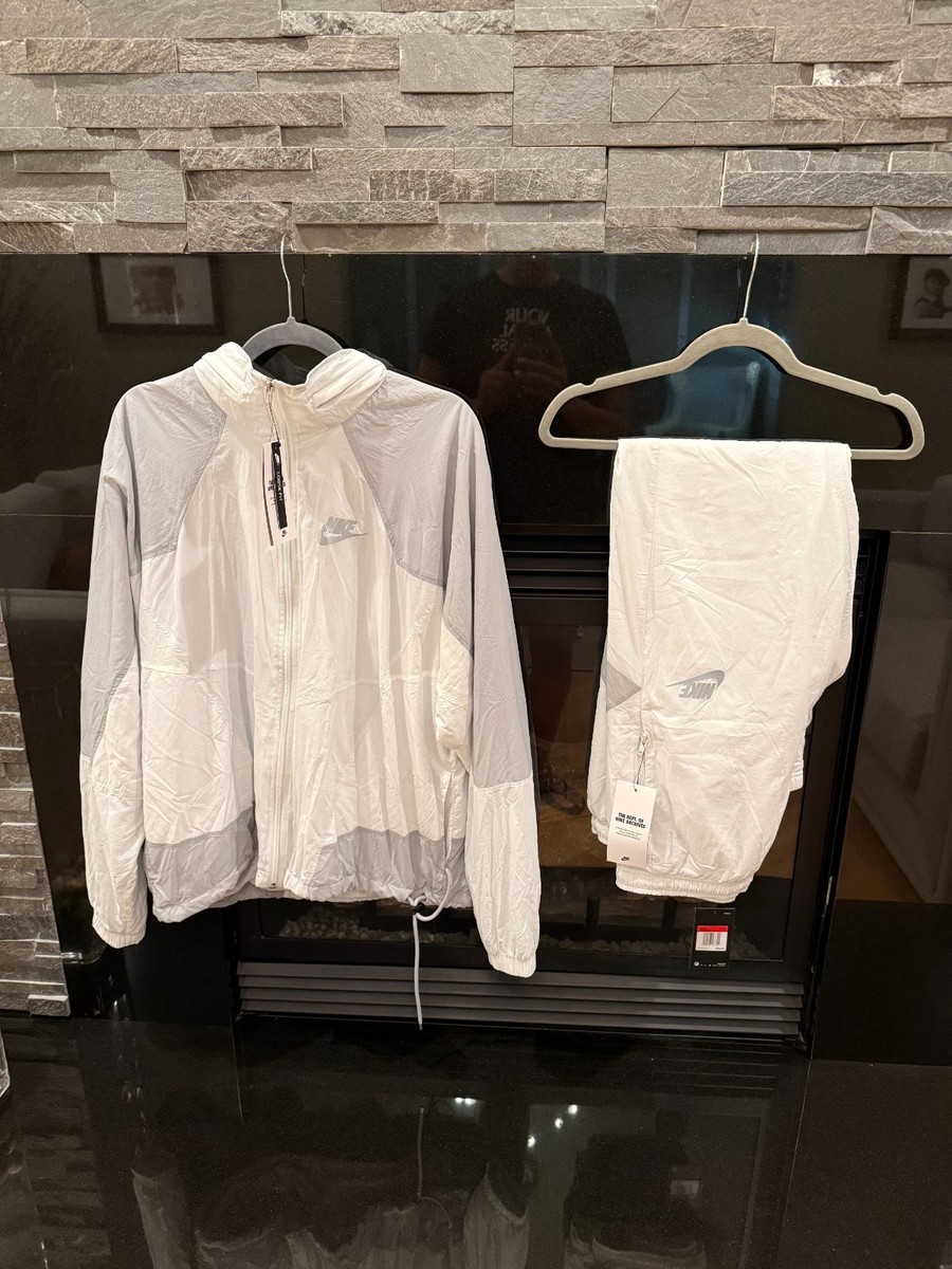 Men's Nike Warm Up Two-Piece Set - 1990 Edition; Color Men's Nike Warm Up Two-Piece Set - 1990 Edition; Color
