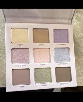 Wander Beauty In The Clouds Eyeshadow Palette Pressed Powder Shimmer Matte 7.2g