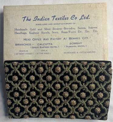Vintage The Indian Textiles Co Ltd Gold/Green Thread Clutch Bag Purse w/ Box