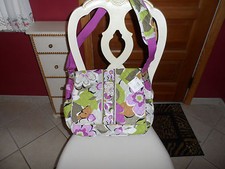 Vera Bradley messenger baby bag in Portobello Road