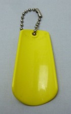 Vintage Tupperware 1225-3 Yellow Plastic Shoehorn 3" Keychain