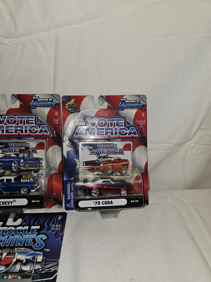 Lote fundido Muscle Machines em escala 1/64 (13)! Tudo lacrado, novo em folha! Belo lote! caneca grátis - Imagem 3 de 4